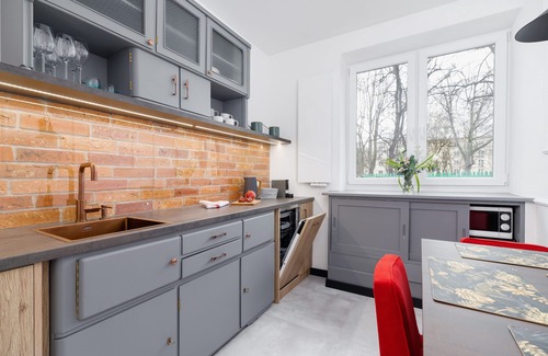 Nowa Huta Apartment | Apartment Osiedle Szkolne by Renters