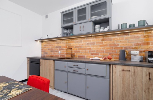 Nowa Huta Apartment | Apartment Osiedle Szkolne by Renters