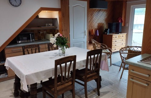 Boo-Silhen Apartment | APARTMENT OVERLOOKING PIC DU VISCOS AND CABALIROS GROUND FLOOR 4 PEOPLE