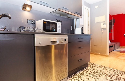 Jaen Apartment | Apartment "Piso Jaén Calle La Luna" with Terrace & Wi-Fi