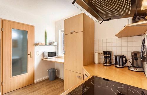 Ortsmitte Apartment | Apartment 'Piste 4' with Shared Terrace, Balcony and Wi-Fi