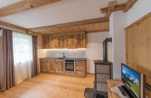 Sorafurcia Apartment | Apartment Piz da Peres Kronplatz with Mountain View, Pool, Sauna & Wi-Fi