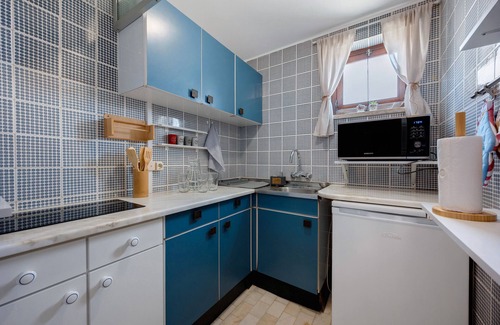 Torralta Apartment | Apartment 'Pôr Do Sol' with Sea View, Wi-Fi and Air Conditioning