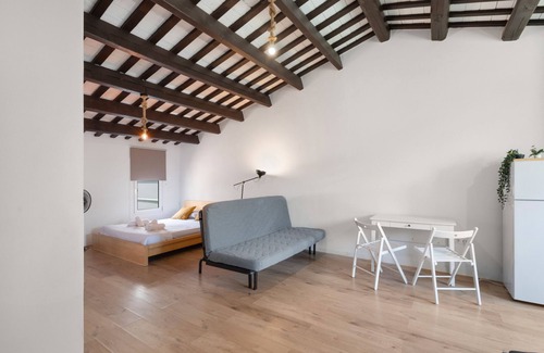 Arenys de Mar Apartment | Apartment 'Portblanc Front' with Sea View, Wi-Fi and Air Conditioning