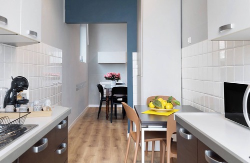 Loano Apartment | Apartment 'PUNTODIVISTA' with Sea View, Wi-Fi and Air Conditioning