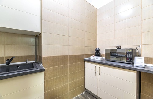 Center Apartment | Apartment Queen - CENTRAL