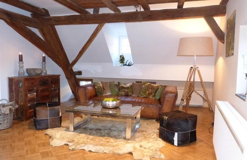 Windesheim House | APARTMENT Römerberg FACHWERKHAUS - Lindenone Ferienappartements