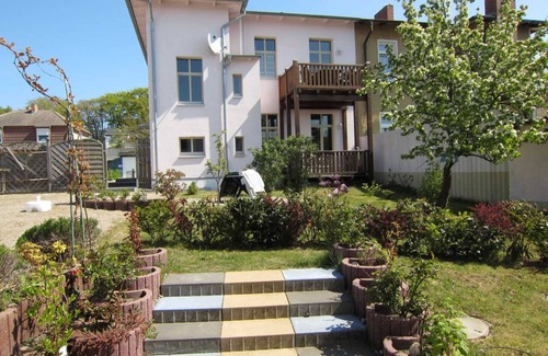 Ahlbeck Villa | Apartment Remise - Villa Inga & Anne