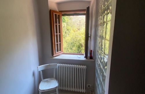 Ortonovo Apartment | Apartment 'Rigoletto' with Air Conditioning