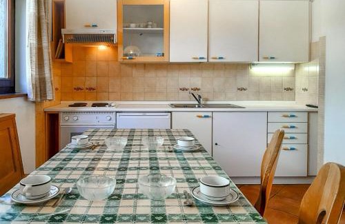 Alba Apartment | Apartment Roacia-2 by Interhome