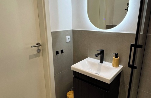 Offenbach am Main Apartment | Apartment Sana Klinik No 11 Balcony