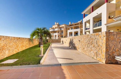 Olhos D'Agua Condo | Apartment, sea view, pool 400m to the beach Olhos de Agua, Albufeira
