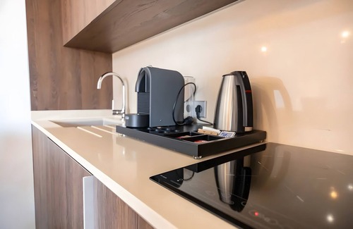 Cala Agulla Apartment | Apartment 'Suite 3' with Shared Pool, Wi-Fi and Air Conditioning