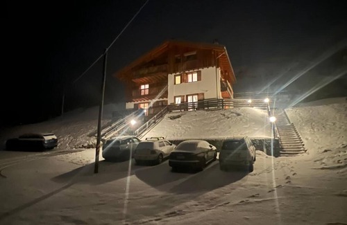 Colle Santa Lucia Apartment | Apartment 'Sunny Arabba' with Mountain View, Private Garden and Wi-Fi