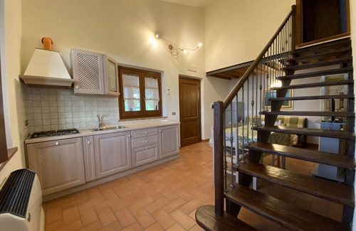 Paciano Apartment | Apartment Swimming Pool and Lake's View