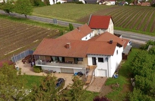 Schornsheim Apartment | Apartment to the grape valley