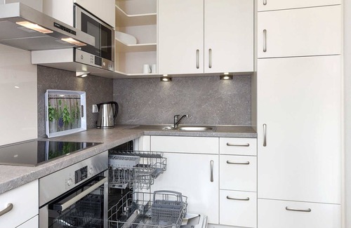 Neuharlingersiel Apartment | Apartment top right - House Albatros