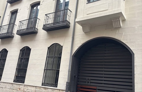 Valladolid City Centre Apartment | Apartment two minutes from the Cathedral! Ideal for families, with patio.