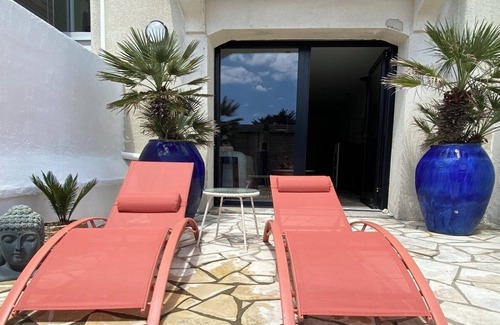 Le Fort Bloque Apartment | Apartment TY COSY in front of the beach of the blocked fort, calm and serenity.