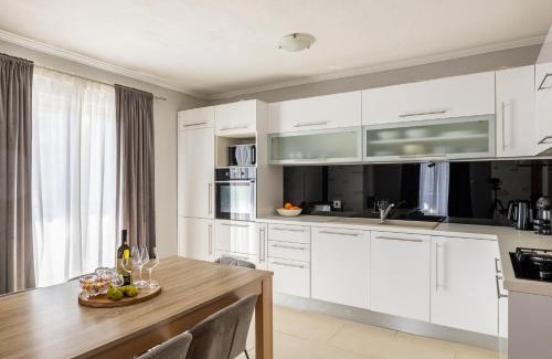 Kamen Apartment | Apartment Under the Rock