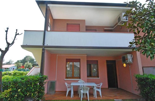 Bibione Apartment | Apartment Villaggio Azzurro-1 by Interhome