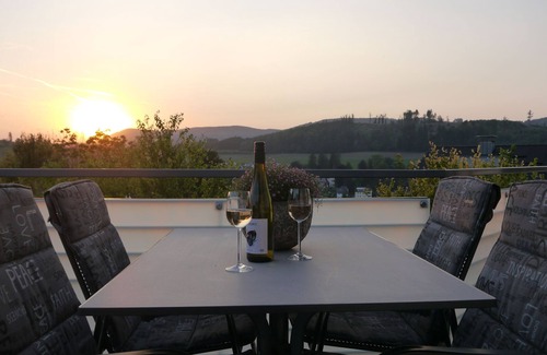Eslohe Apartment | Apartment 'Vista-Homert' with Mountain View, Balcony and Wi-Fi