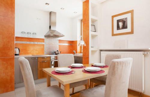 Mokotow Apartment | Apartment Warsaw Wilanowska by Noclegi Renters