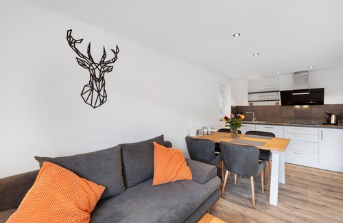 Baiersbronn Apartment | Apartment 'Weitblick - Haus Sommerberg' with Mountain View, Shared Terrace and Wi-Fi