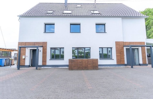 Willroth Apartment | Apartment with 1 bedroom and balcony - Colakation GmbH