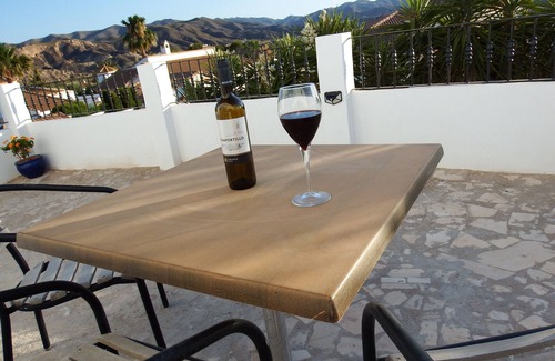 Arboleas Apartment | Apartment with 2 Bedrooms & Terrace