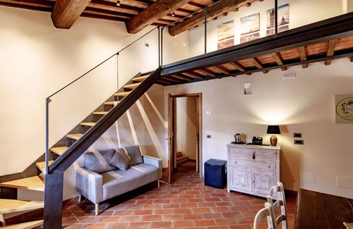 Monteriggioni Other | Apartment with A/C, private pool, sauna, WIFI, hot tub, TV, patio, panoramic view, close to Siena