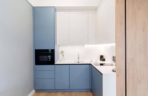 Orlinki Apartment | Apartment with a view of the marine area
