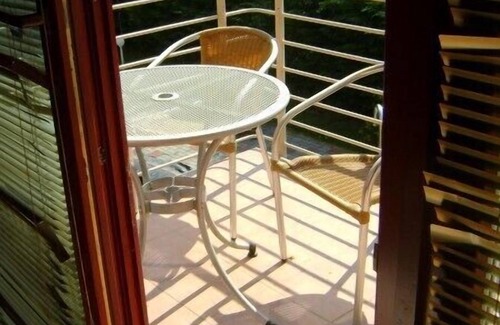 Siofok Aranypart Apartment | Apartment with air-conditioner next to pool with 2 floors, beach 120m, free WIFI