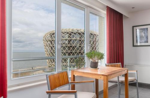 Middelkerke Apartment | Apartment with frontal sea-views