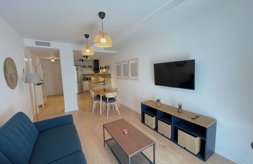 Huelva Apartment | APARTMENT WITH GARAGE IN THE CENTER OF HUELVA CAPITAL.
