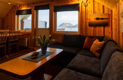 Mageroya Apartment | Apartment with jacuzzi and seaview