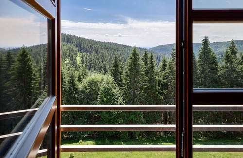 Cerny Dul Apartment | Apartment with Mountain View