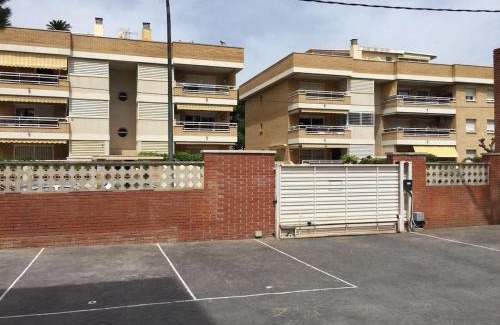 Castelldefels Apartment | Apartment with Pool 50 meters to the beach