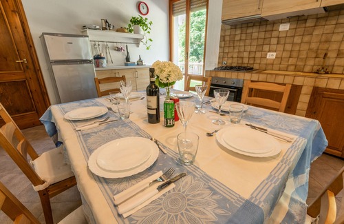 Sori Apartment | Apartment with pool, garden and parking in Sori, Golfo Paradiso, Liguria