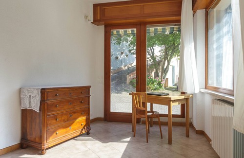 Sori Apartment | Apartment with pool, garden and parking in Sori, Golfo Paradiso, Liguria