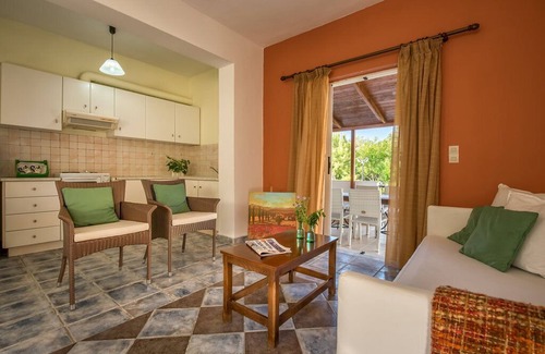 Planos Apartment | Apartment with pool and Breakfast included
