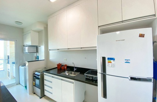 Toninhas Apartment | APARTMENT WITH SEA VIEW, 2 PARKING SPACES, ABSOLUTE HYGIENE, WE HAVE OTHER OPTIONS.