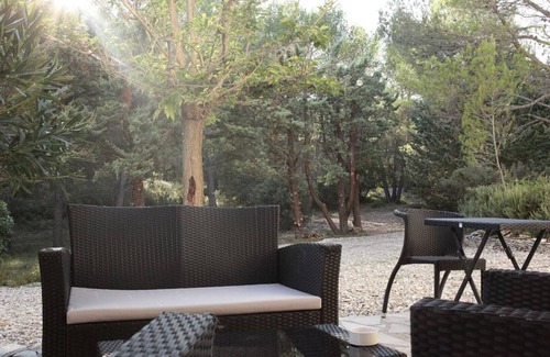 Venelles Apartment | Apartment with spa, in the heart of the Aix countryside