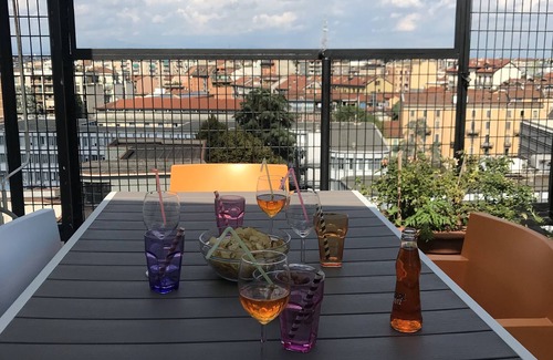 Loreto Apartment | Apartment with Terrace Central Station UP TO SKY