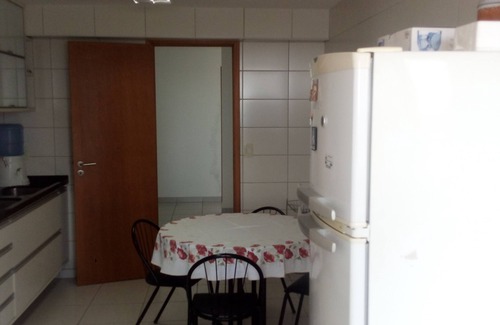 Tirol Apartment | Apartment with tranquility and simplicity in prime neighborhood close to everything.