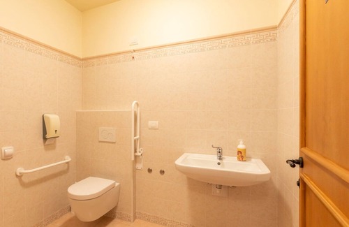 Pedemonte Other | Apartment with WIFI, hot tub, A/C, private pool, TV, patio, panoramic view, parking, close to Verona