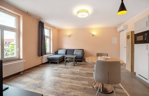 Gau-Odernheim Apartment | Apartment 'Wohnung 1' with Wi-Fi and Air Conditioning