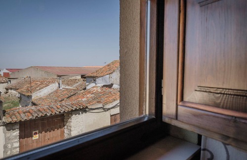 Ampudia Apartment | Apartment 'Y Corte - Castillo' with Wi-Fi