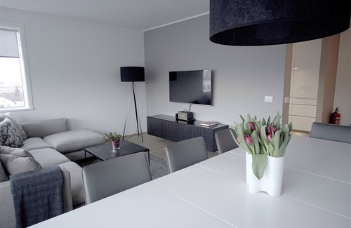 Haaleiti Apartment | Apartments, apt 202