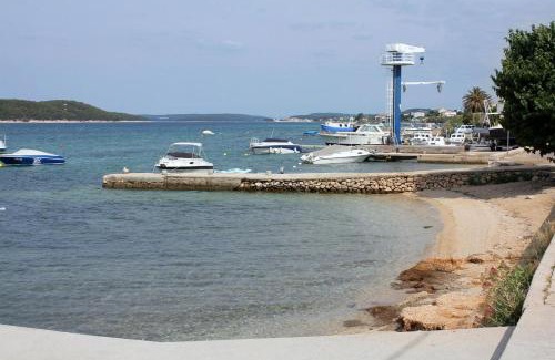Barbat na Rabu Apartment | Apartments by the sea Barbat, Rab - 4993
